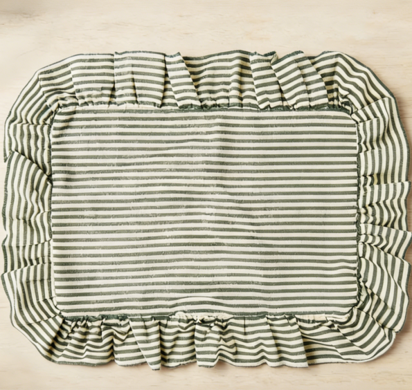 Set of 6 Vintage Green Ruffle Stripe Cotton Placemats 14.5x19.7